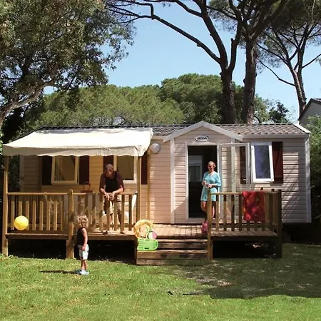 Montana Parc - Golfe De St Tropez - Maeva Parque de Campismo 4*