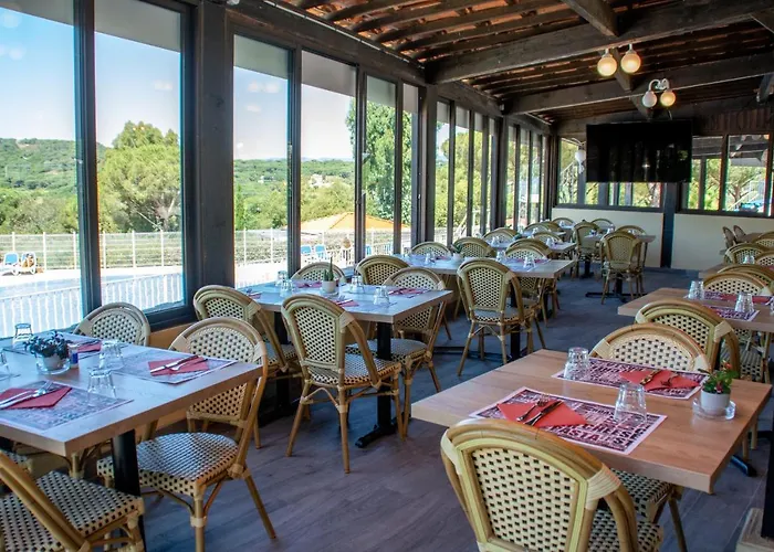 Montana Parc - Golfe De St Tropez - Maeva Kemping 4*