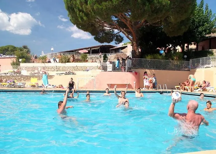 Montana Parc - Golfe De St Tropez - Maeva Kemping Gassin