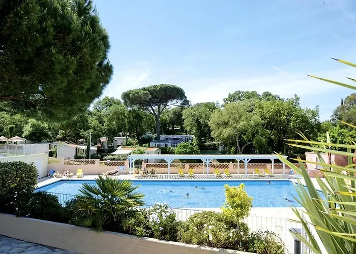 Montana Parc - Golfe De St Tropez - Maeva 4* Gassin