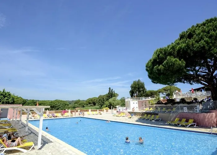 Kemping Montana Parc - Golfe De St Tropez - Maeva 4*